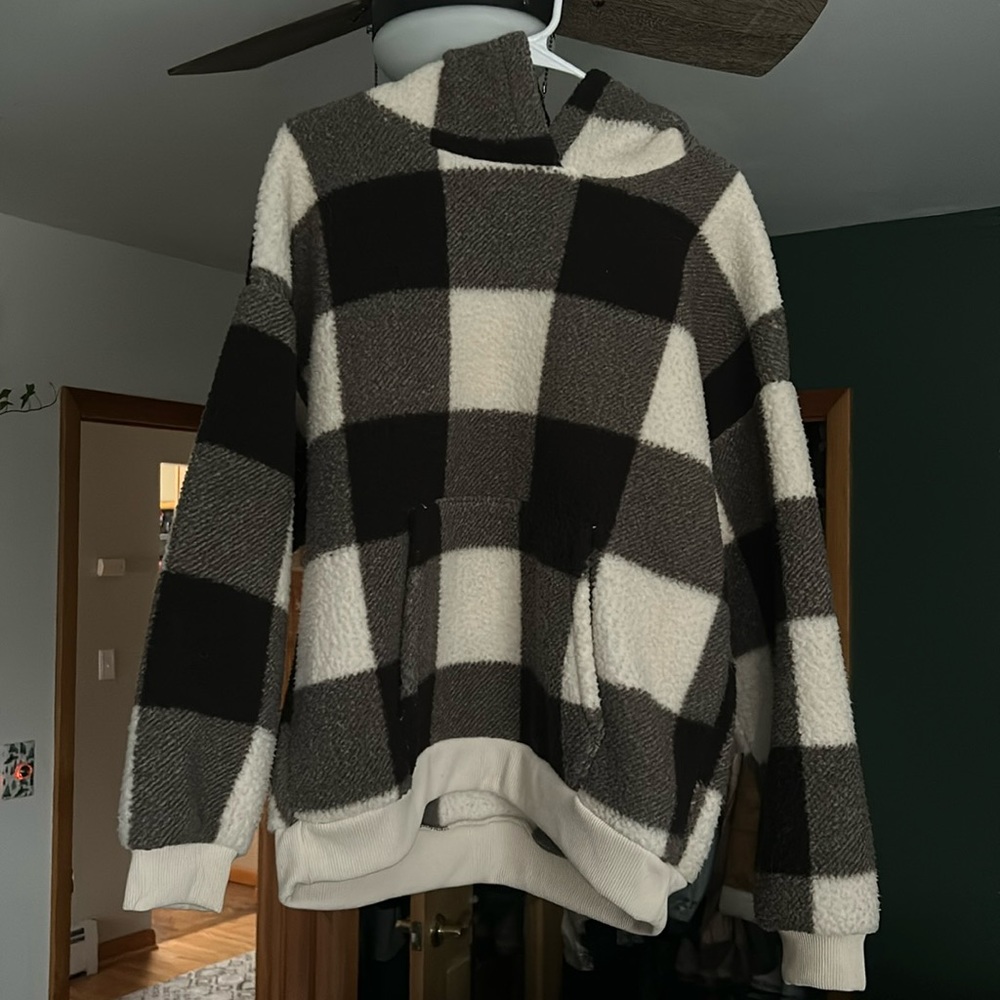 Sherpa Hoodie. American Eagle